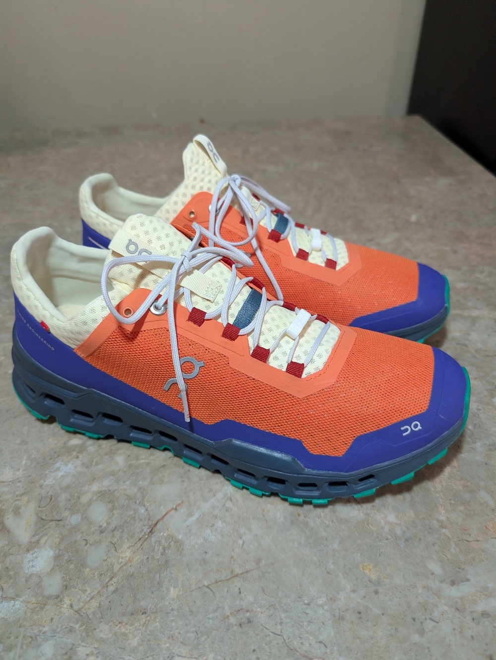 On CloudUltra "Flame Storm " Swiss ®Engineering Running Shoes Men Size 11 No Box